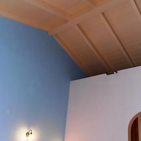 Elli And Casa de hóspedes 4*