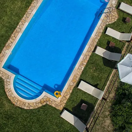 Casa de hóspedes Elli And 4*