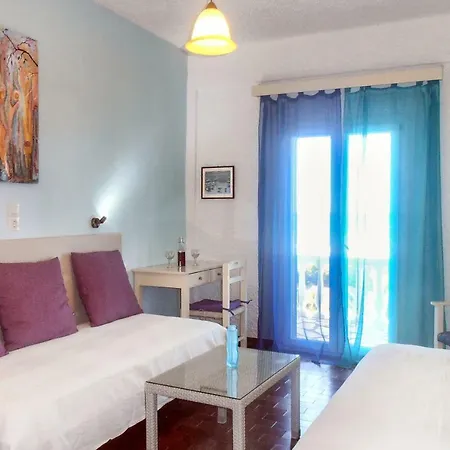 Casa de hóspedes Elli And 4*