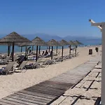 بيت ضيافة Elli Beach And Studios 4*