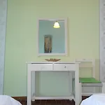 Elli Beach And Studios بيت ضيافة
