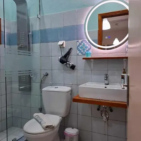 Elli And Almiros Beach