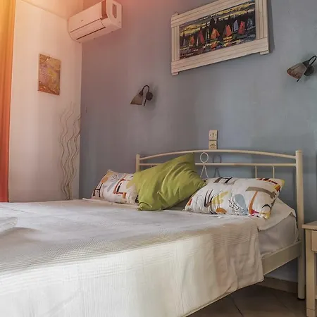 Elli And Almiros Beach