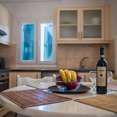 Elli And Almiros Beach