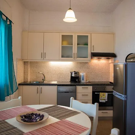 Gæstehus Elli And Almiros Beach