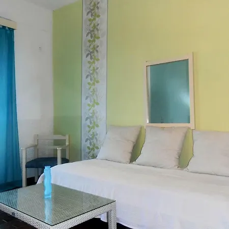 Elli And 게스트하우스