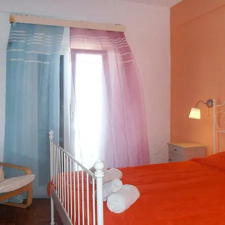 게스트하우스 Elli And 4*