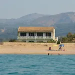 Elli And Maison d'hôtes 4*